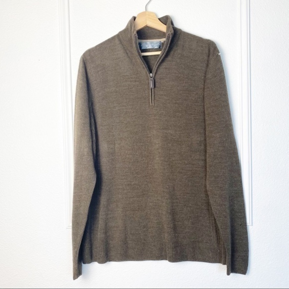 Oscar De la Renta Men’s 3/4 zip up sweater